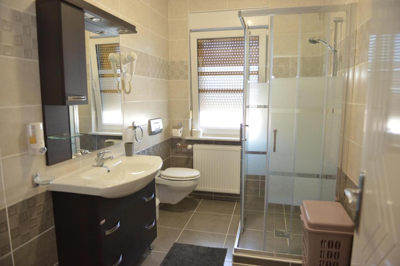 Apartmani Tomic Kladovo Ngoại thất bức ảnh